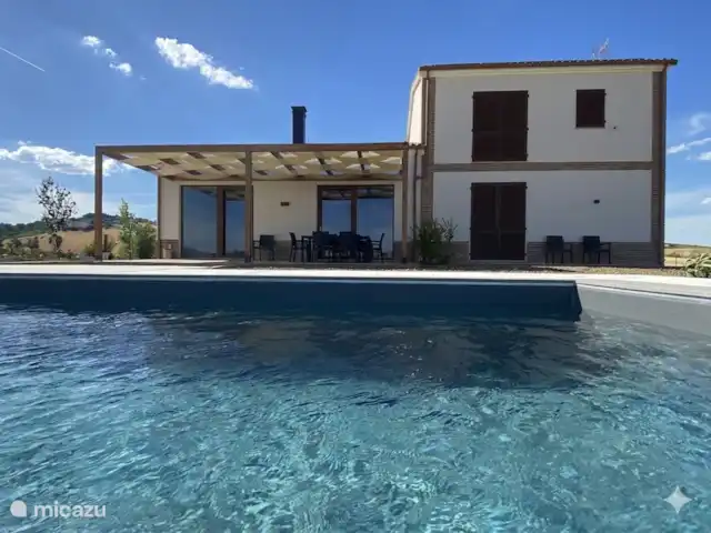 Wandelen, Italië, Marche, Loro Piceno, villa Casa Etes